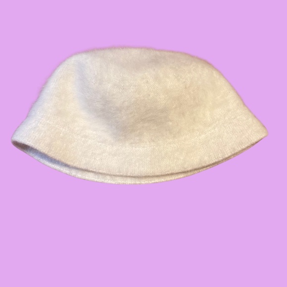 Vintage White Fuzzy Angora Bucket Hat - Picture 2 of 4